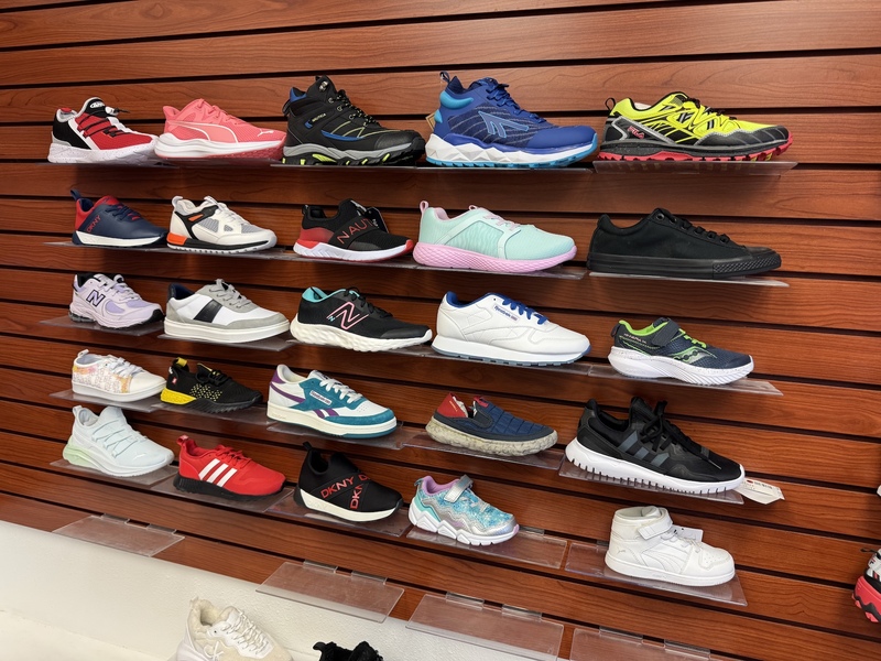 athletic shoes standard pallet ATHLETIC SHOES Standard Pallet