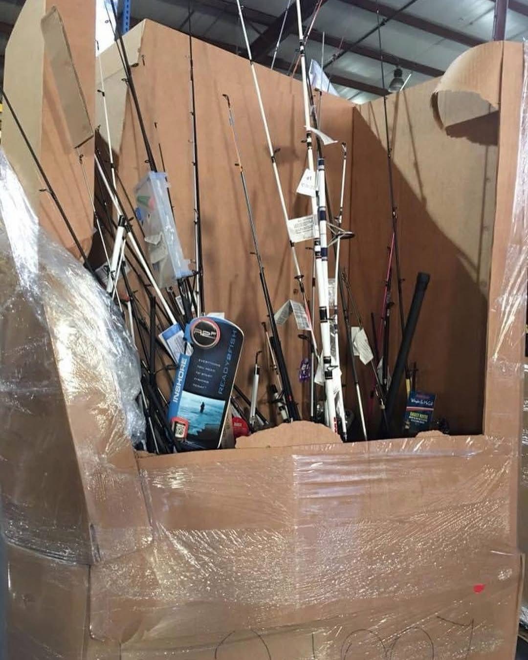 fishing equipment pallets ( 200 pieces) Fishing Equipment Pallets ( 200 pieces)