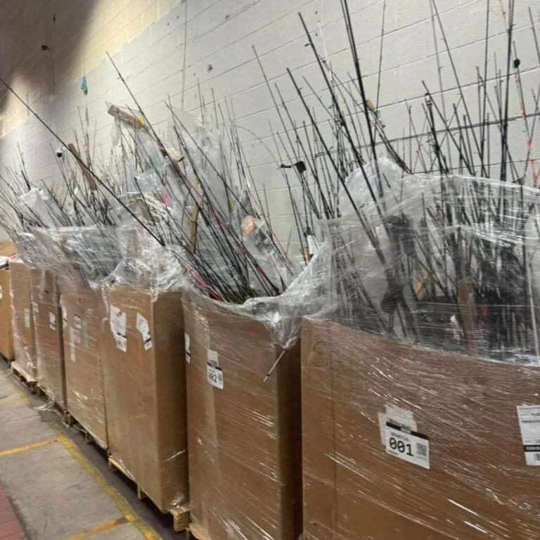 fishing gear wholesale pallet (120–150 items) Fishing Gear Wholesale Pallet (120–150 Items)
